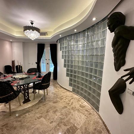 Modern 1-Bedroom Apartment In Zamalek Visits Allowed El El Cairo Exterior foto
