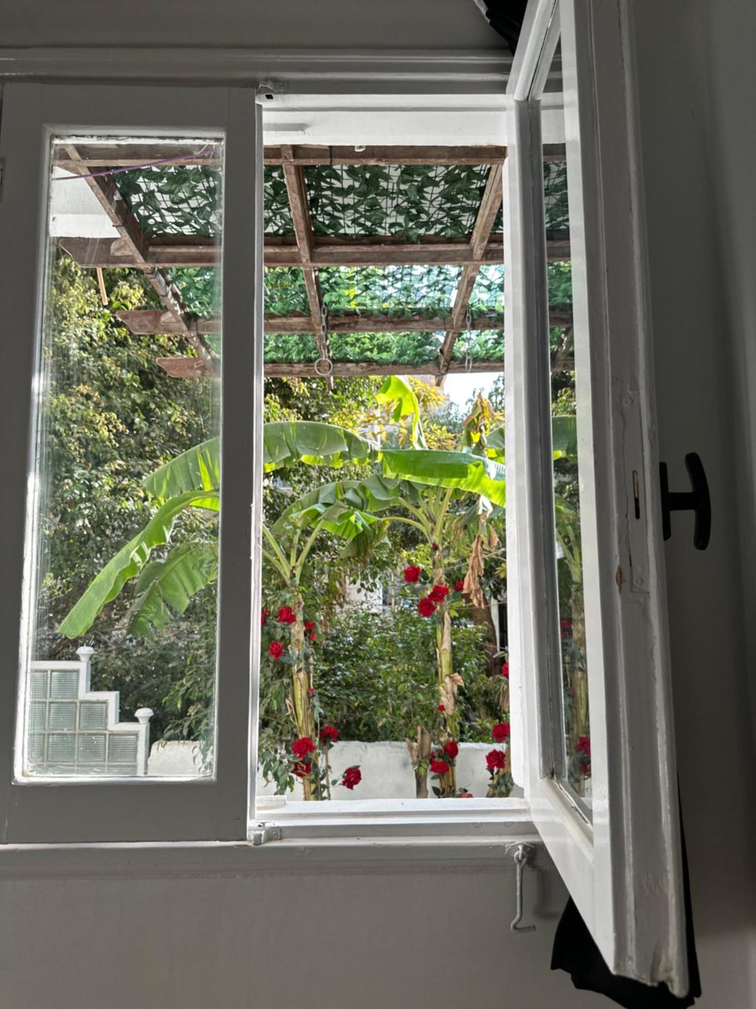 Modern 1-Bedroom Apartment In Zamalek Visits Allowed El El Cairo Exterior foto