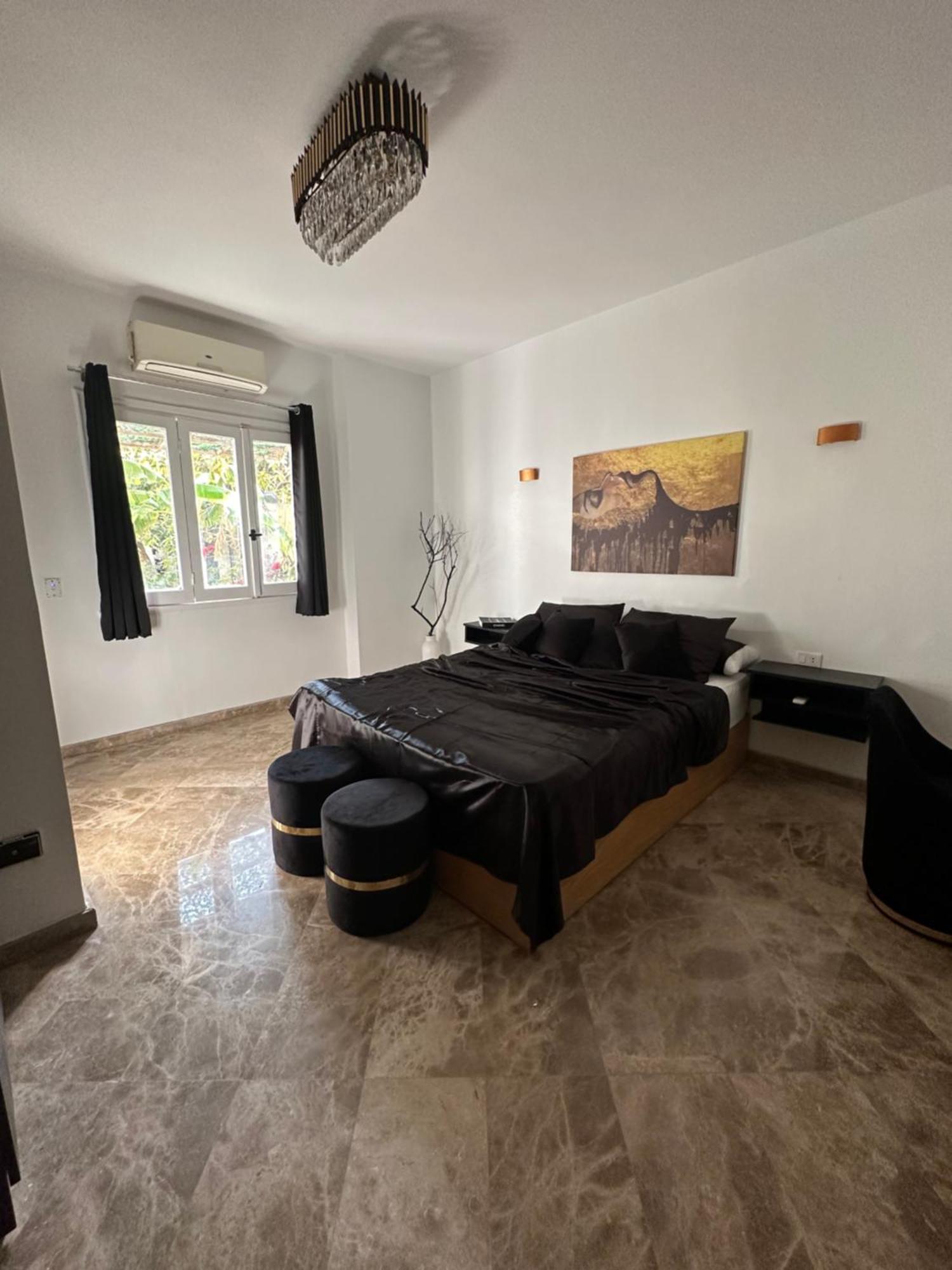 Modern 1-Bedroom Apartment In Zamalek Visits Allowed El El Cairo Exterior foto
