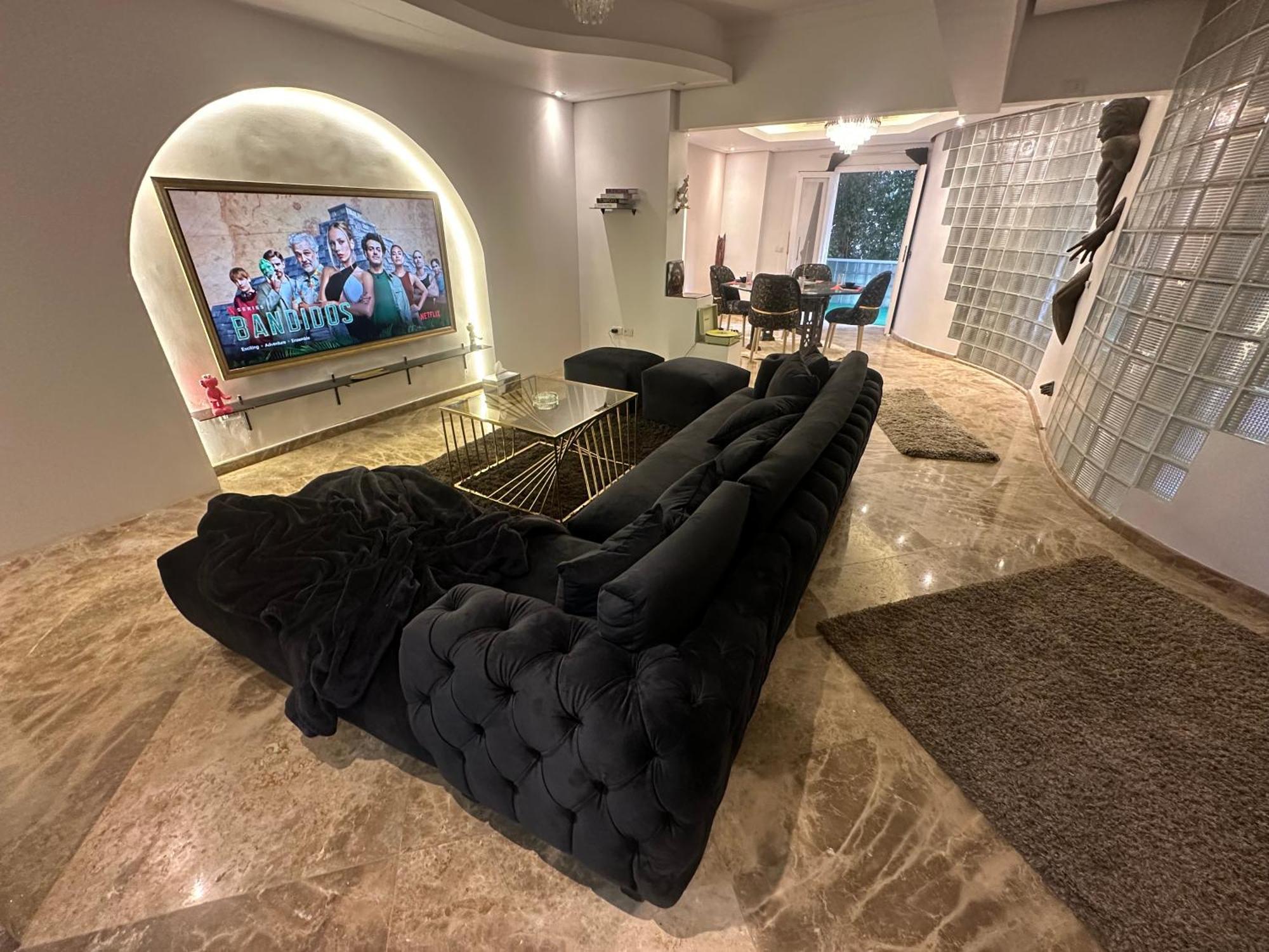Modern 1-Bedroom Apartment In Zamalek Visits Allowed El El Cairo Exterior foto